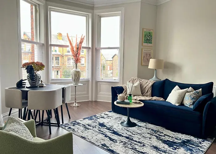 No 50 - 2Nd Floor Beautiful One Bed Apartment In Liverpool Sleeps 4